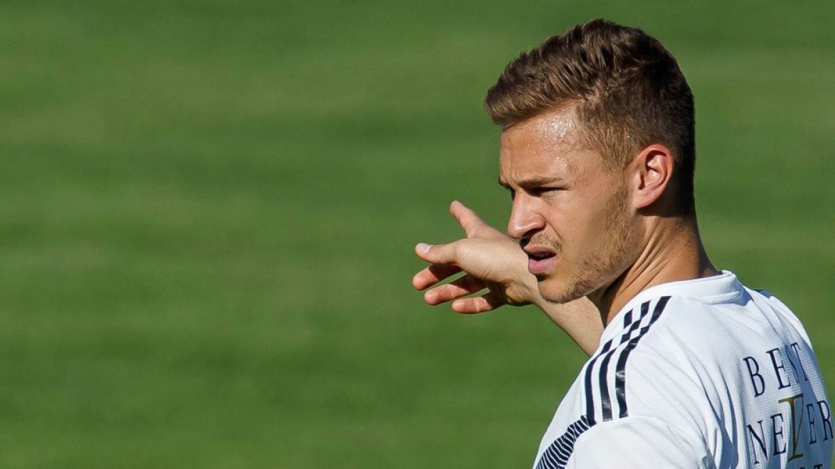 Joshua Kimmich 3 büyüklerin ilgisini çekti