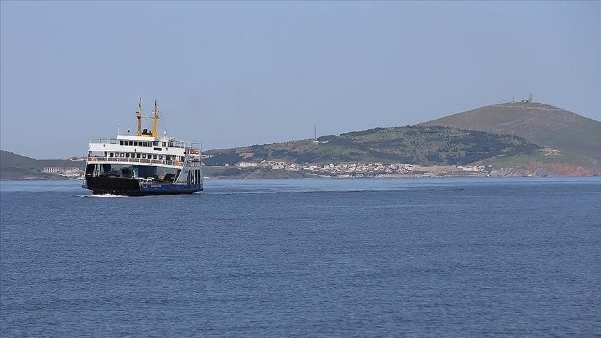 Gökçeada ve Bozcaada feribot seferlerine bayram düzenlemesi