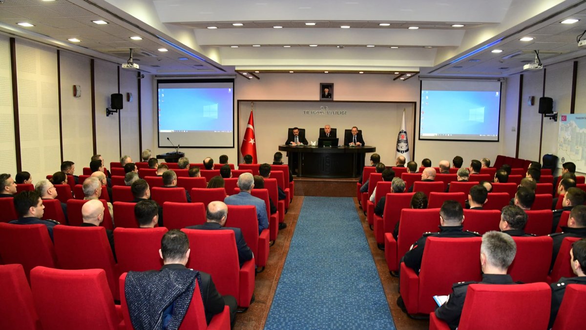 Aziz Yıldırım başkanlığında Trabzon'da flaş toplantı