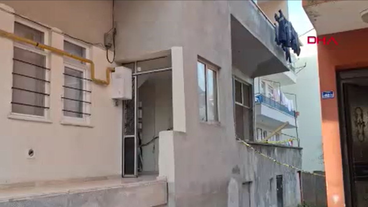 Kocaeli'de tadilat yapılan evde duvar çöktü. 14 yaşındaki çocuk duvarın altında can verdi