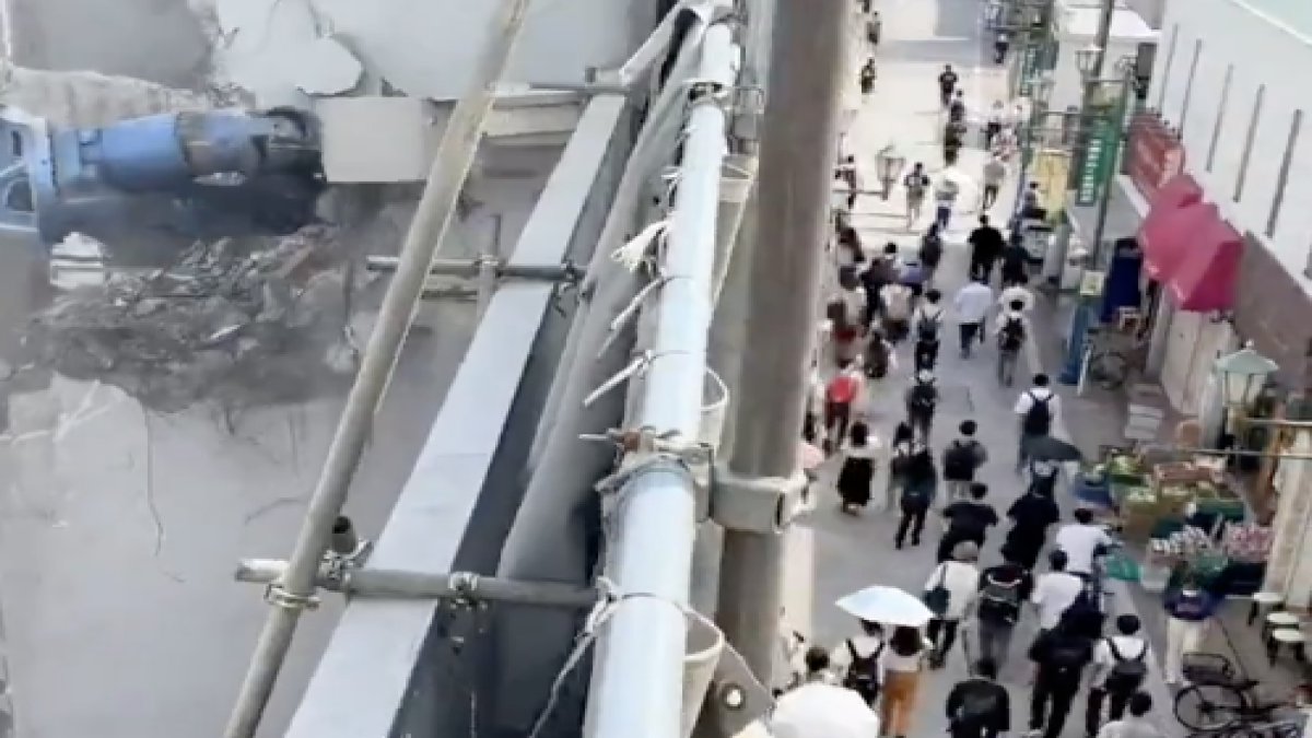 Türkiye'den Japonya'ya giden inşaat işçisinin tehlikeli yıkım videosu