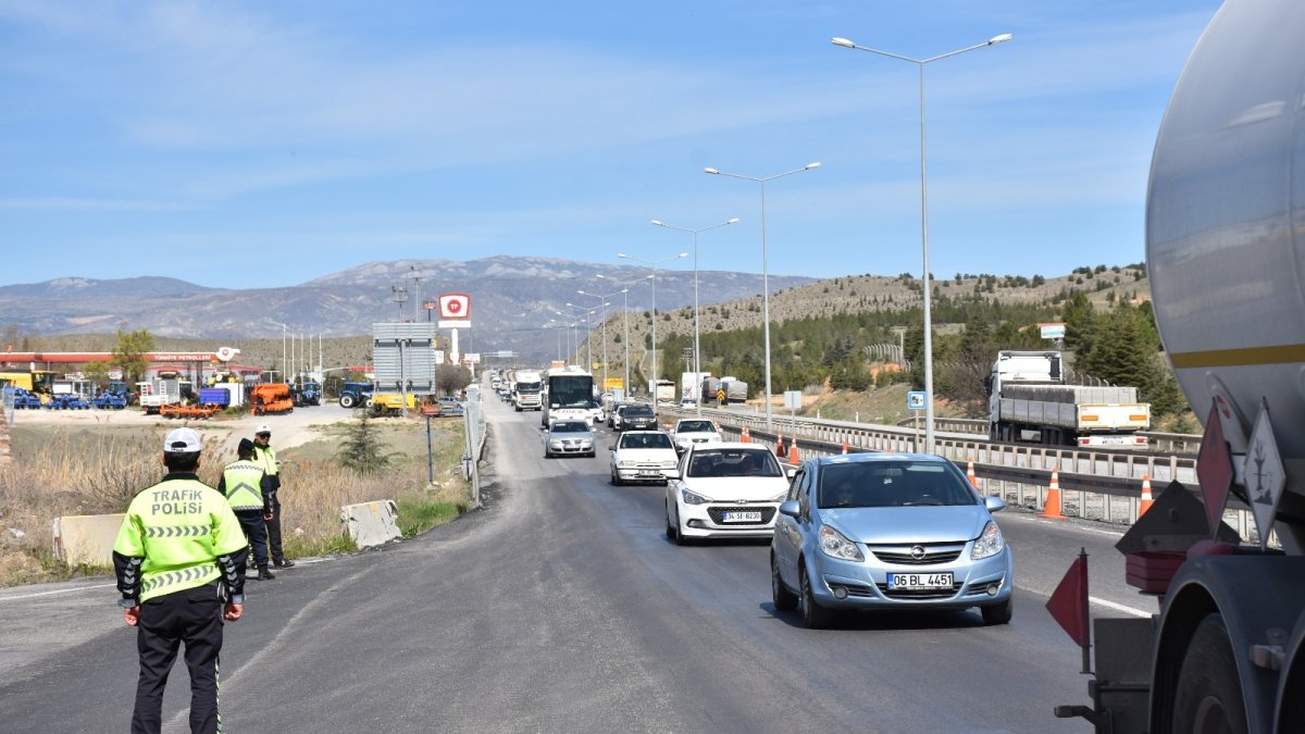 Kırıkkale'de bayram tatili trafiği