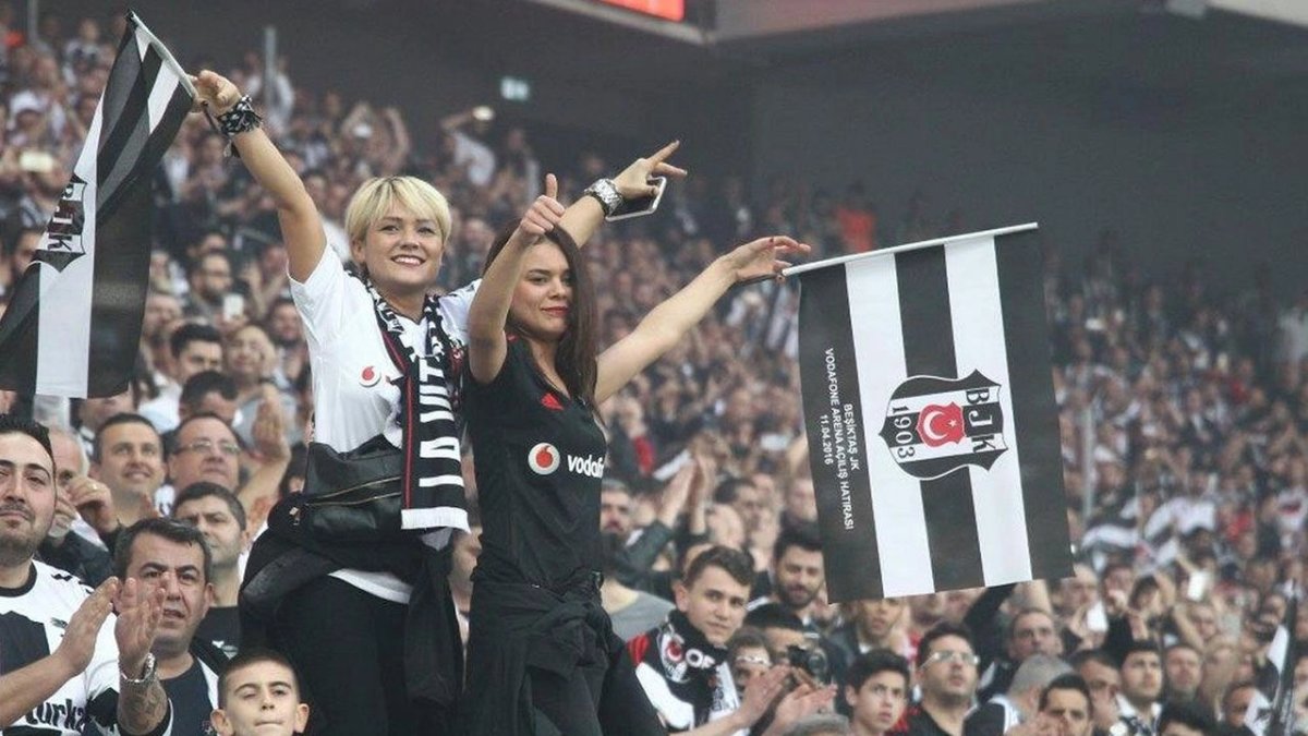 Beşiktaşlılar bayrakları hazırlayın 40 dakika kaldı