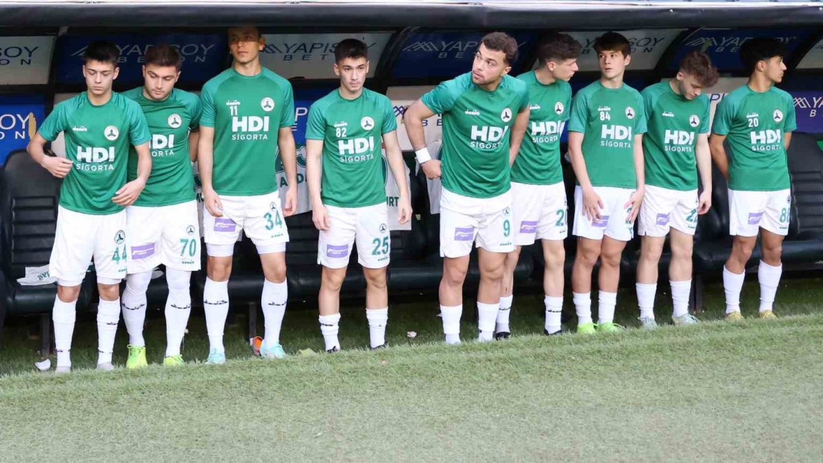 Kocaelispor Giresunspor maçında liste krizi