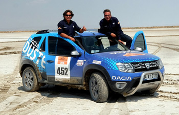Dacia Duster arazide de gücünü gösterdi