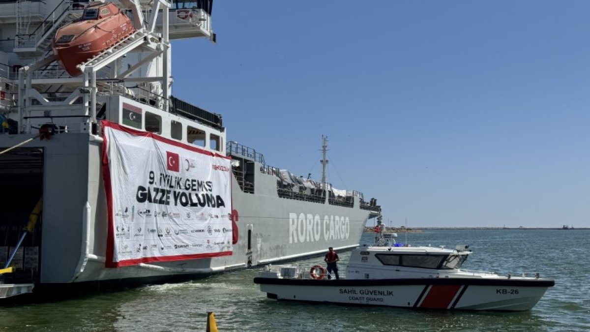 Gazze'ye yardım malzemesi taşıyan 9'uncu gemi, Mersin'den yola çıktı