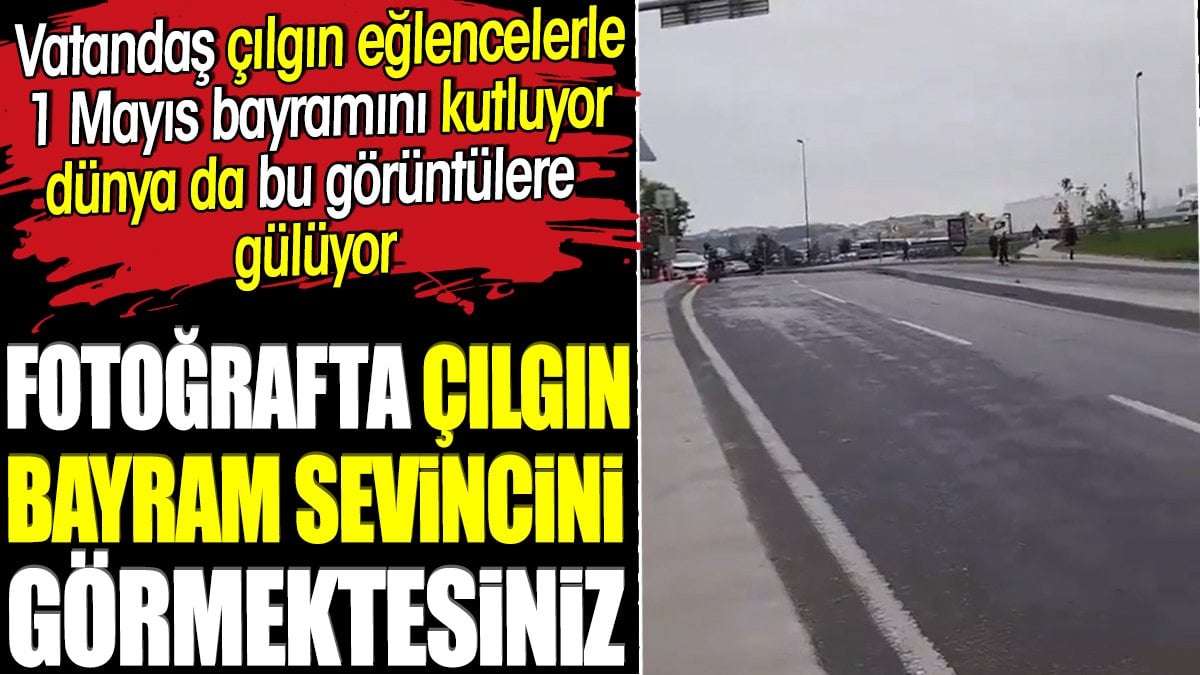 Fotoğrafta çılgın bayram sevincini görmektesiniz