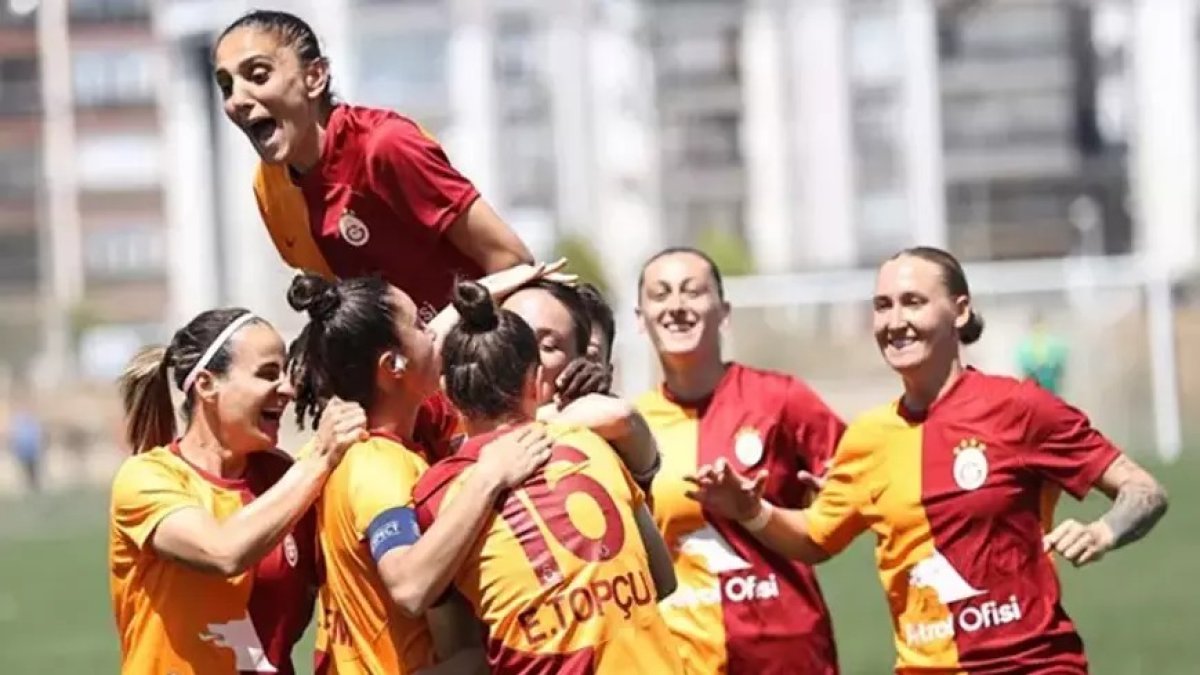 Galatasaray bugün kazanırsa şampiyonluk turu atacak