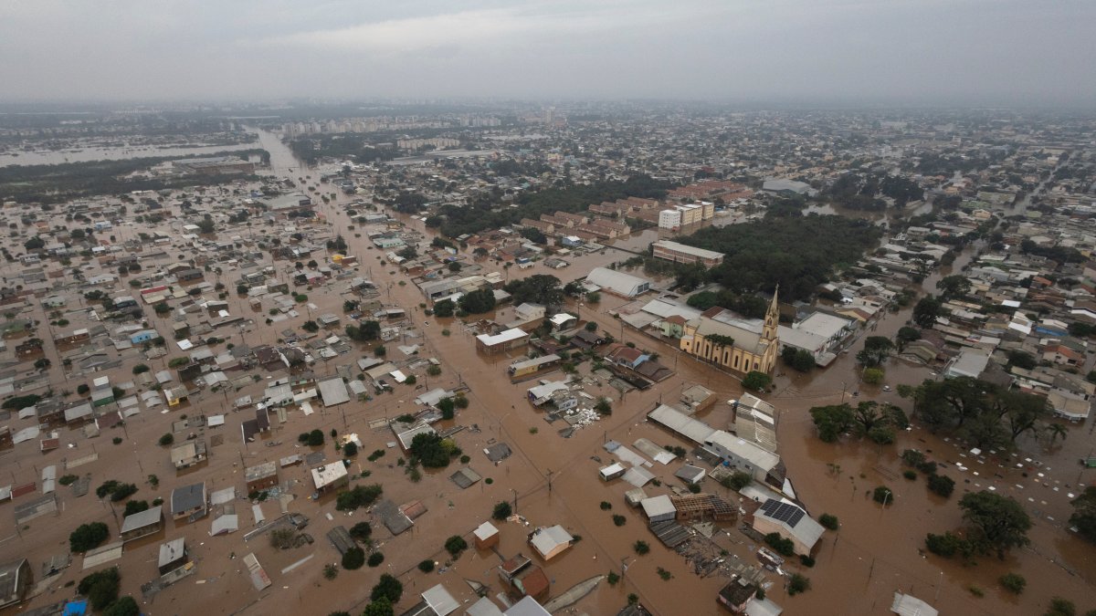 Brezilya’da yaşanan sel felaketinde can kaybı 75’e yükseldi