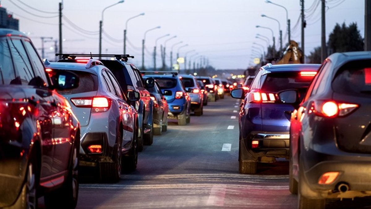 Trafikteki sigortalı araçlar 23,3 milyonu aştı