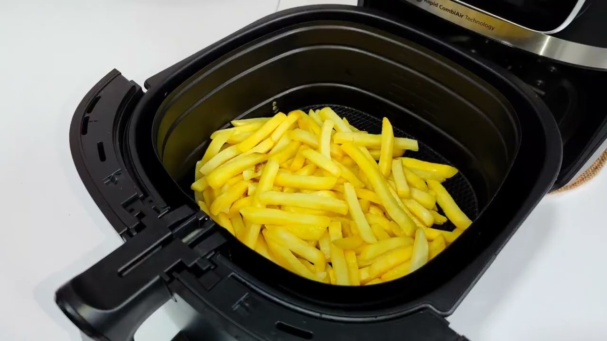 Airfryer'da patates kızartması böyle pişirilirse çıtır çıtır oluyor. Cihazın performansı artıyor