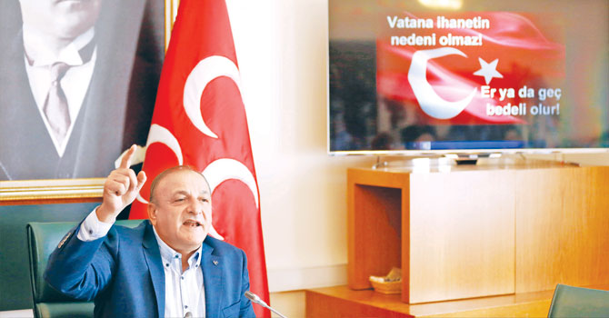 Erdoğan ve Davutoğlu için Meclis soruşturması istendi
