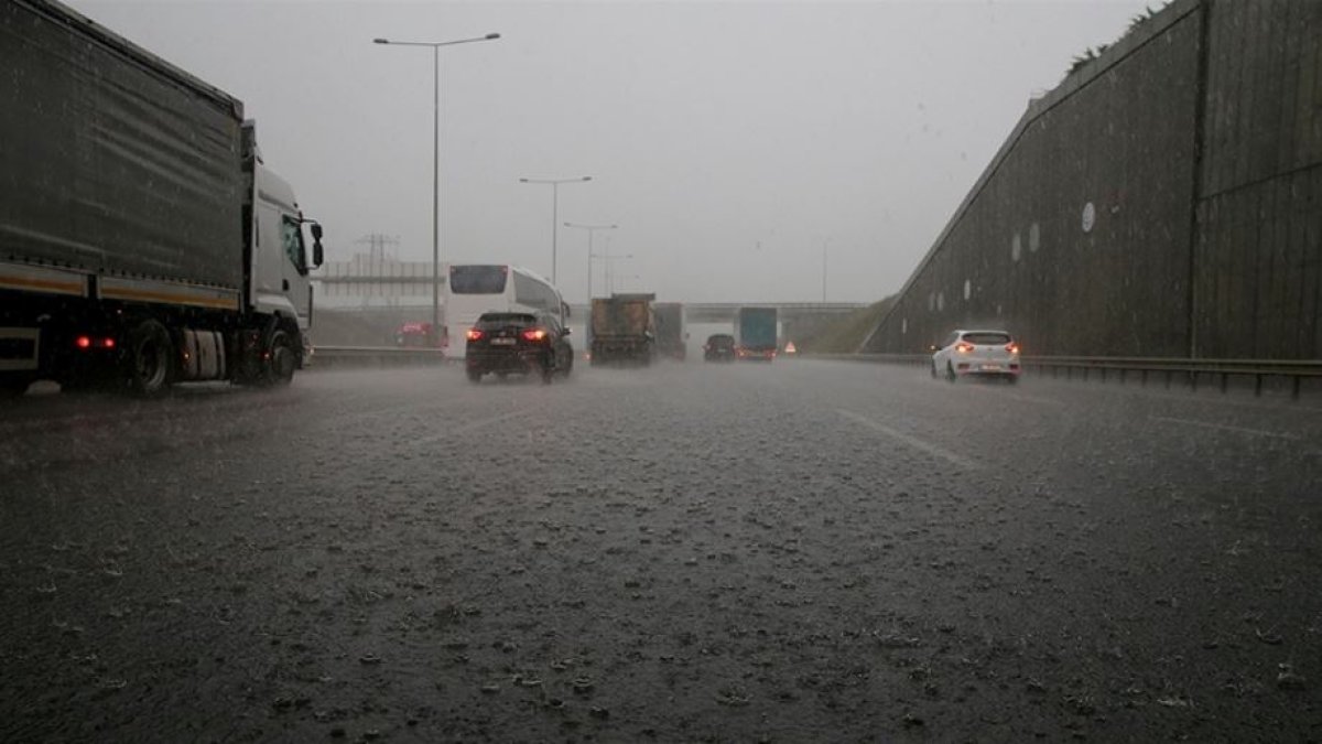 Dışarı çıkmadan bir kez daha düşünün! Meteoroloji 6 il için saat verip uyardı