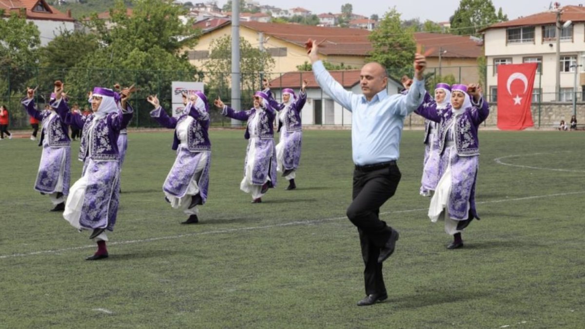 Sakatlanan kadın dansçısının yerine erkek hoca geçti: "Venim için bir ilk oldu"