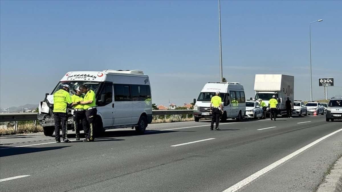 Kayseri'de zincirleme kaza! Çok sayıda yaralı var…