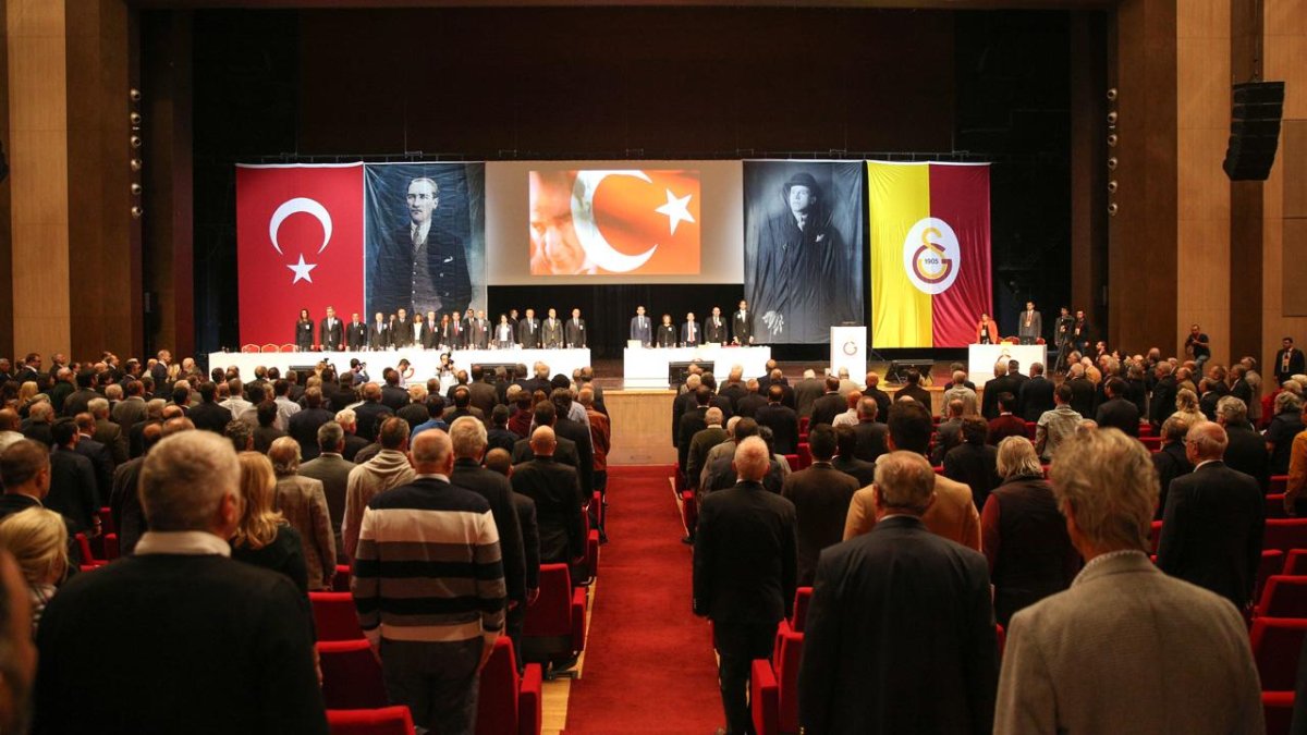 Dursun Özbek mi Süheyl Batum mu? Galatasaray'da seçim günü