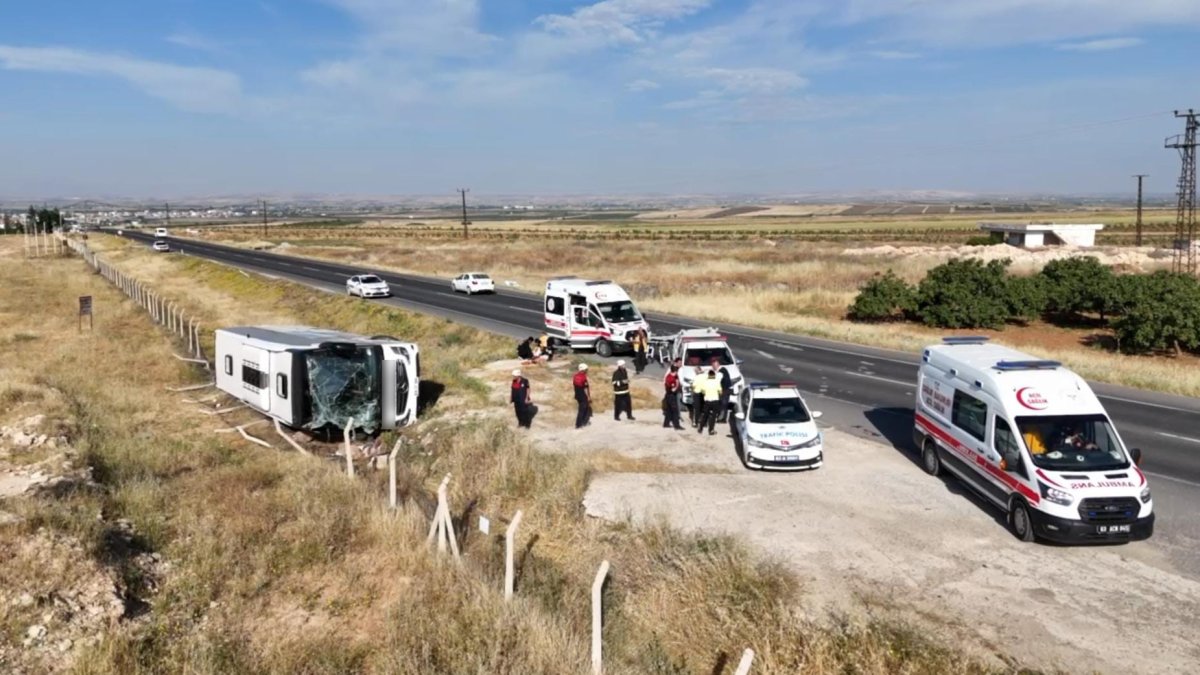 Şanlıurfa'da yolcu otobüsü kazası: 6 yaralı