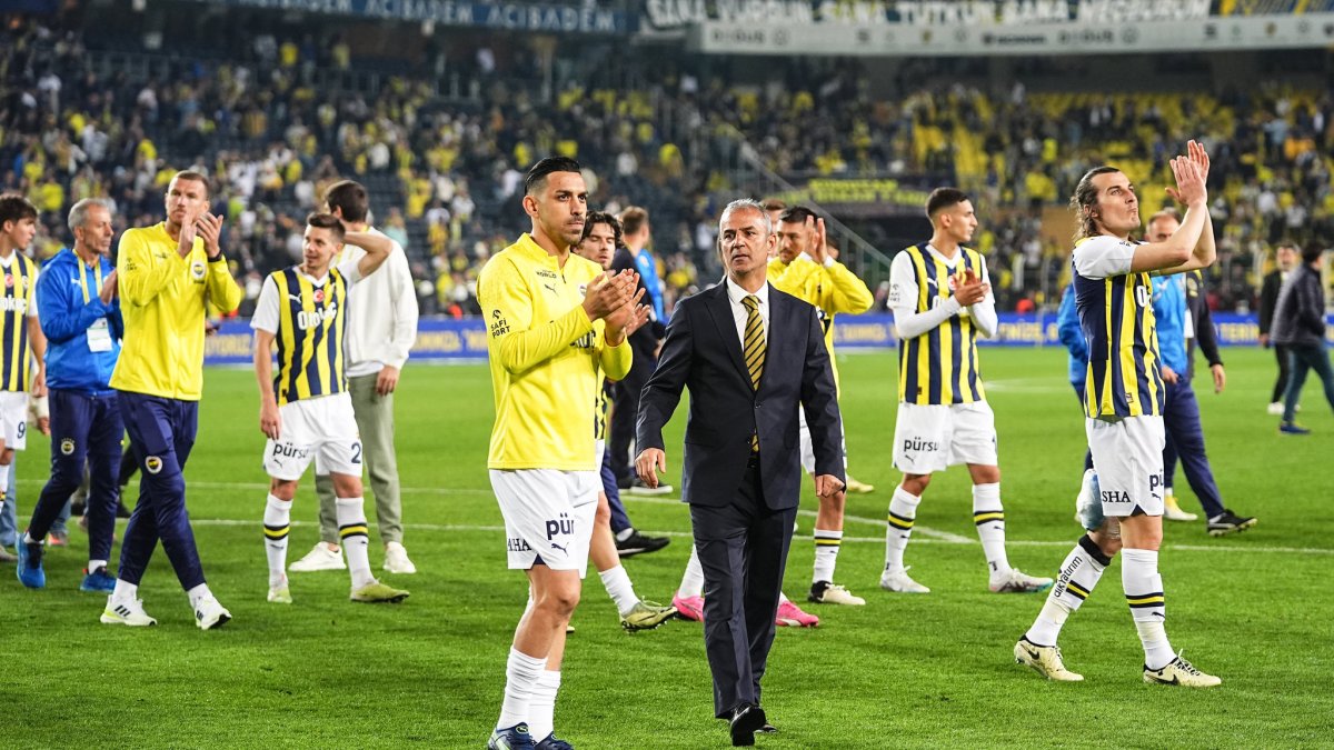 Fenerbahçeli yıldız özür diledi
