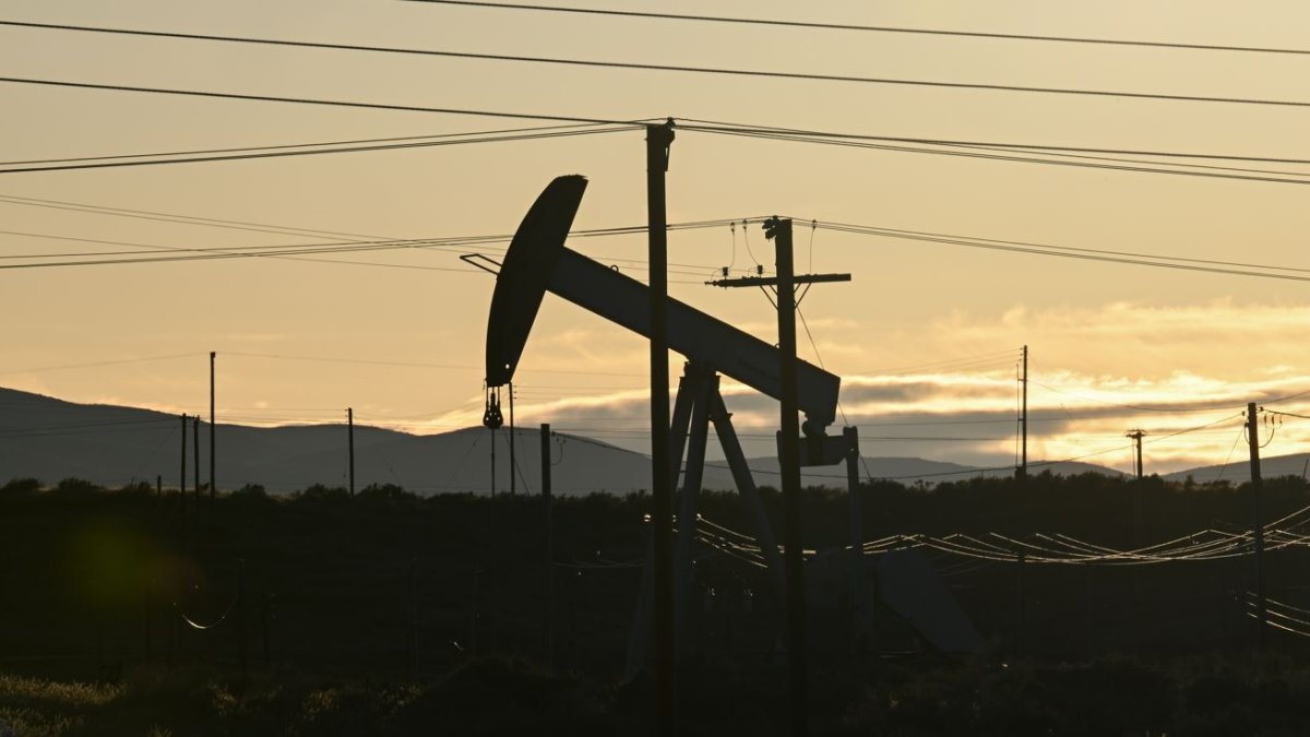 Brent petrolün varil fiyatı 85 doların üzerinde seyrediyor