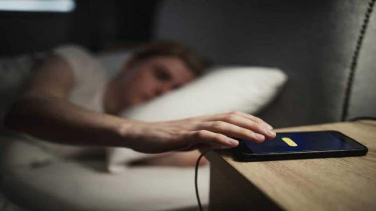 Telefon geceleri şarj edilebilir mi? İşte uzman görüşleri ve bilimsel araştırmalar