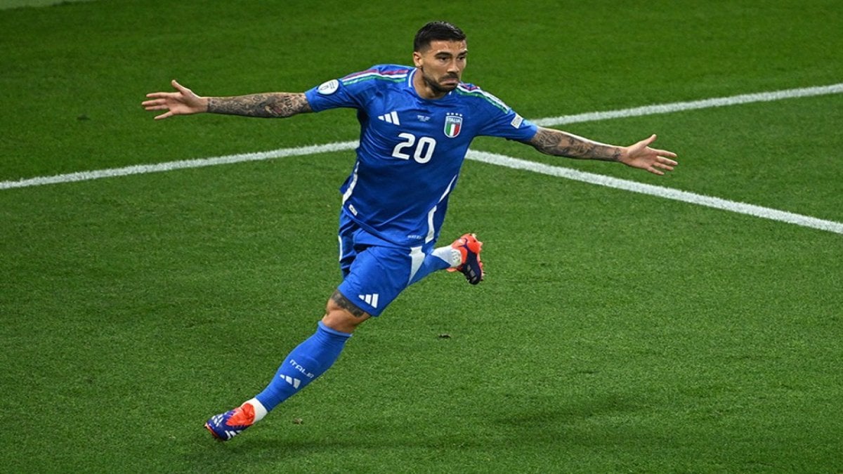 İsviçre İtalya maçının 11'leri açıklandı