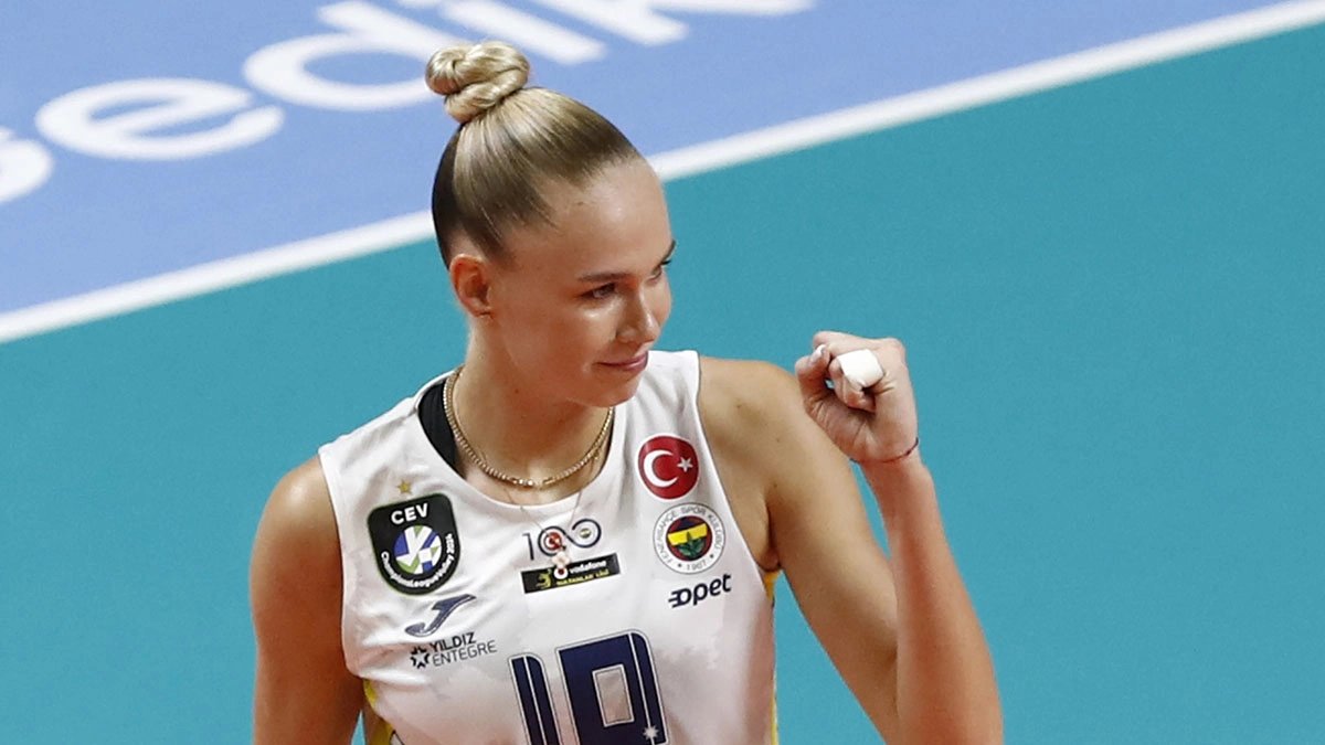 Arina Fedorovtseva imzayı attı