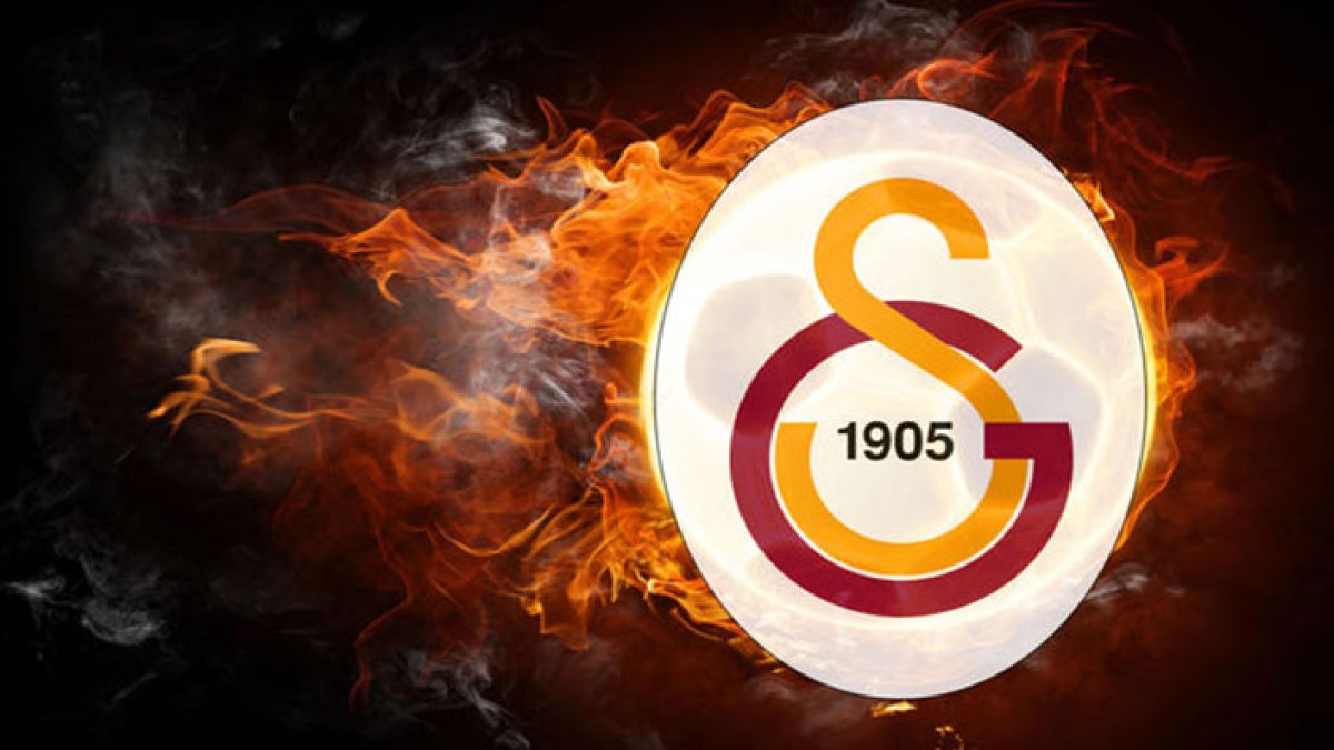 Galatasaray'dan flaş transfer. Geri döndü