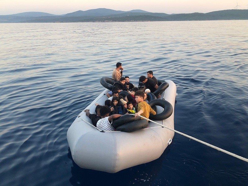 İzmir açıklarında göçmen hareketliği