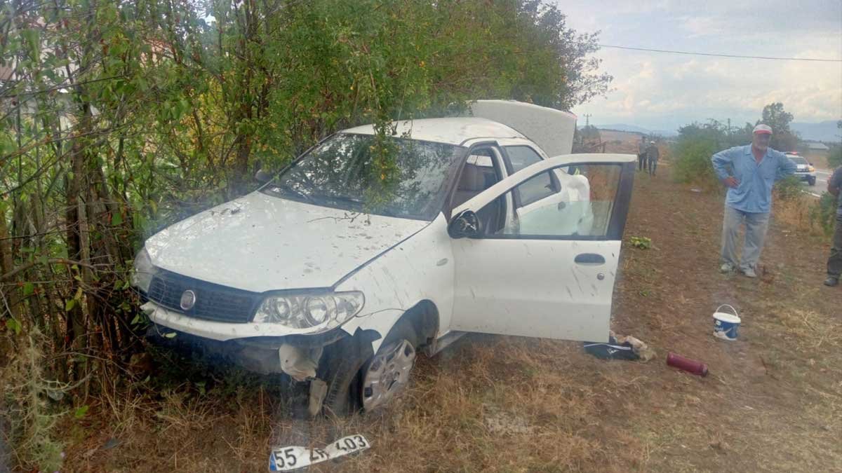 Savrulan otomobilin camından fırlayan 13 yaşındaki çocuk hayata tutunamadı