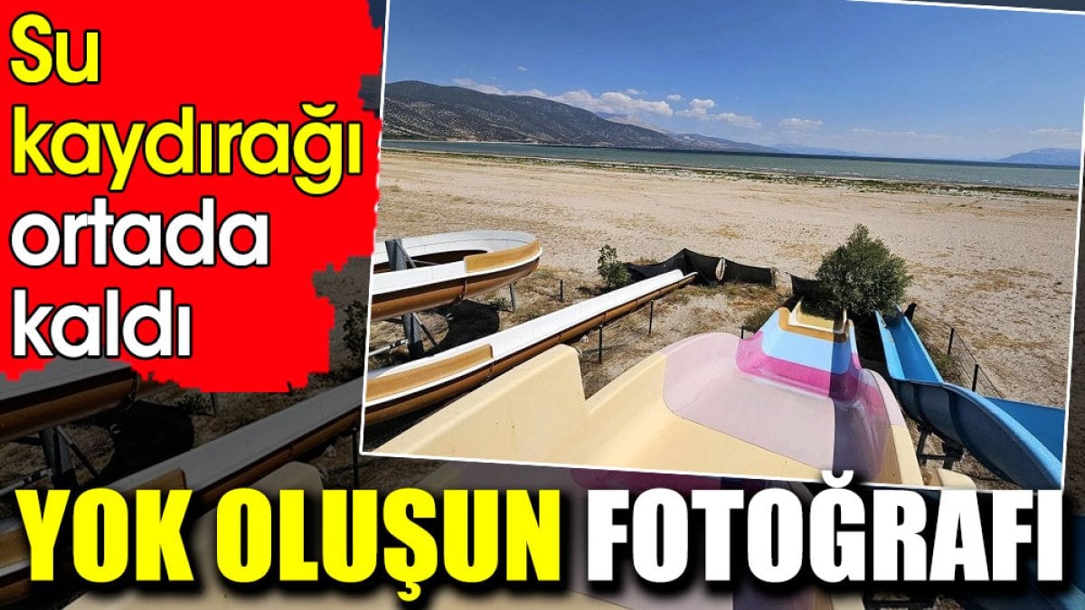 Yok oluşun fotoğrafı. Su kaydırağı ortada kaldı