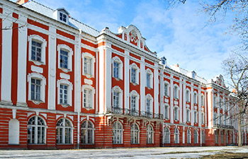 S.Petersburg Üniversitesi şaşırttı
