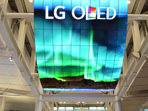 En büyük OLED ekran