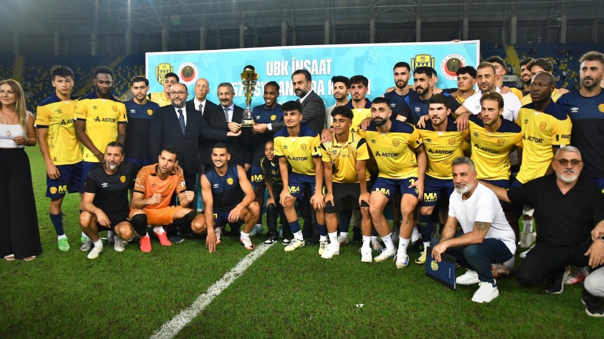 Ankaragücü kupayı kazandı