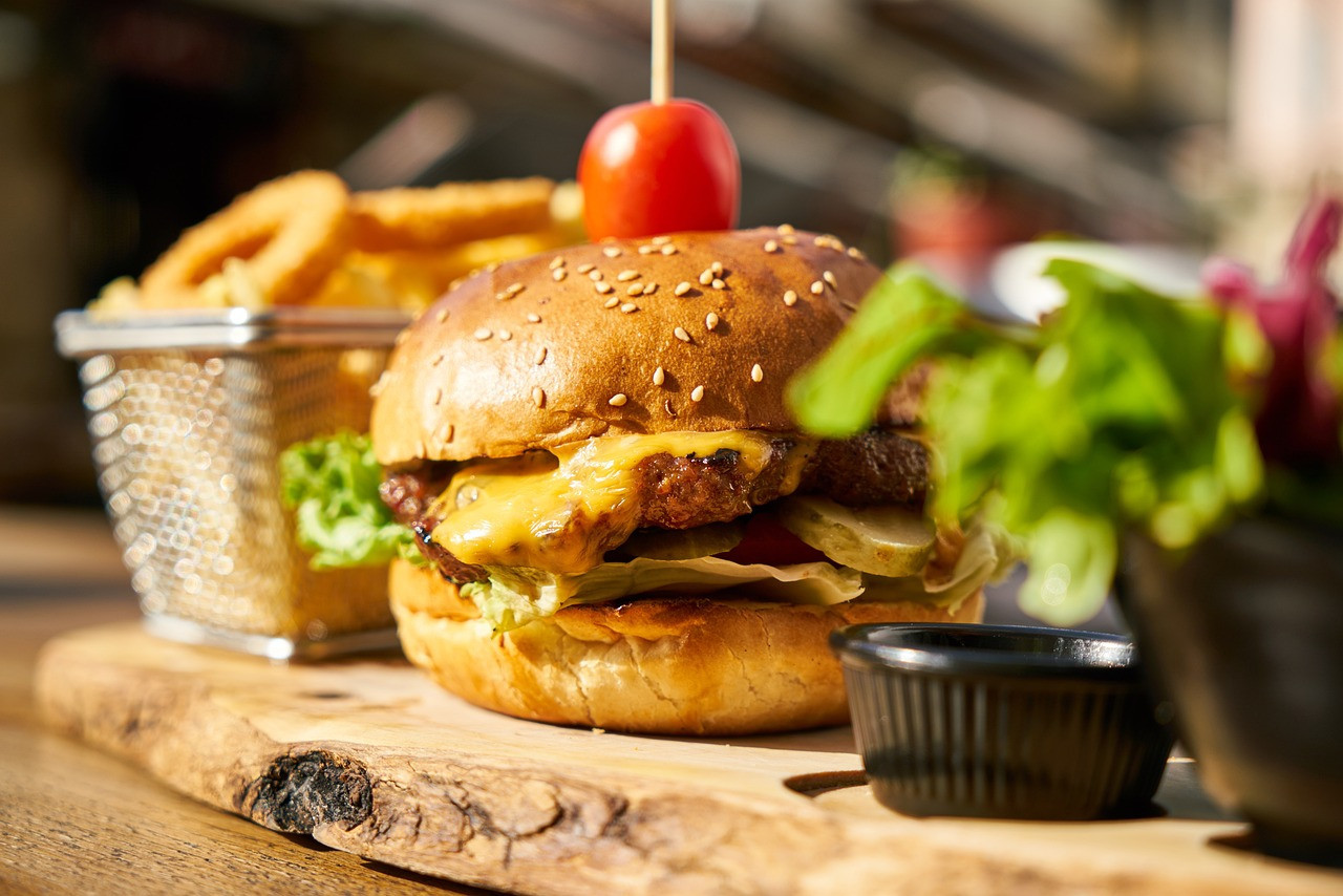 Fast food devlerinin satışları boykot nedeniyle hızla düşüyor