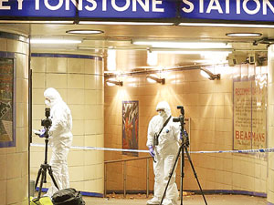 Londra metrosunda “Suriye için” saldırı