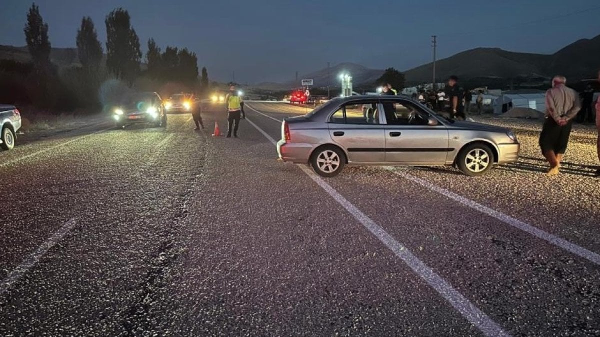 Otomobil ile motosiklet çarpıştı: 1 yaralı