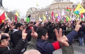 PKK’lı teröristler Fransa’da camiye saldırdı