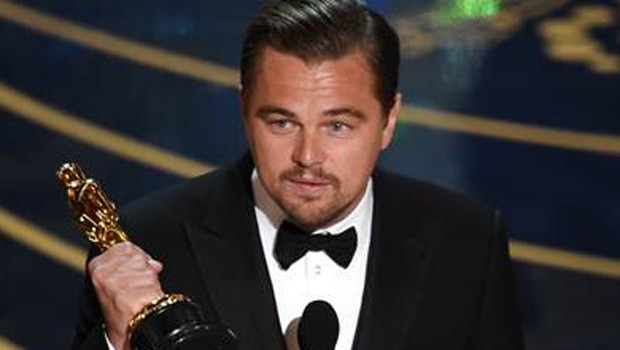 Leonardo DiCaprio sonunda Oscar heykeline kavuştu