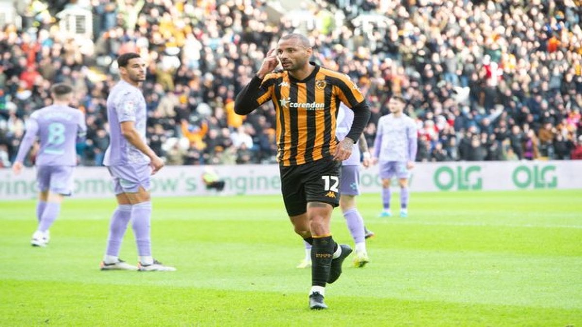 Hull City 13 maç sonra galip geldi