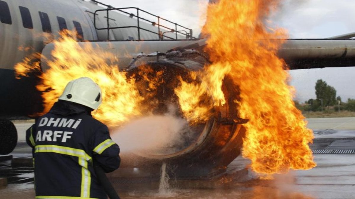 ARFF ekipleri bu yıl 481 acil duruma müdahale etti. Bakan Uraloğlu duyurdu