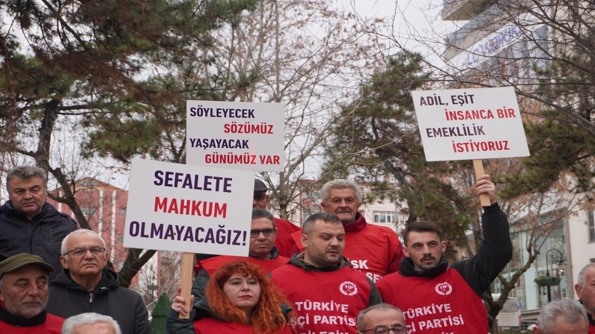 Bilecik’te emekliler “Geçinemiyoruz, artık yeter!” dedi