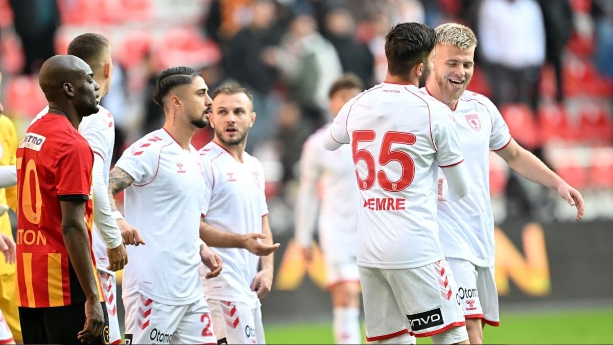 Samsunspor sezon sonu transfer yapmaya hazırlanıyor. Her mevki için 5 oyuncuyu izliyorlar