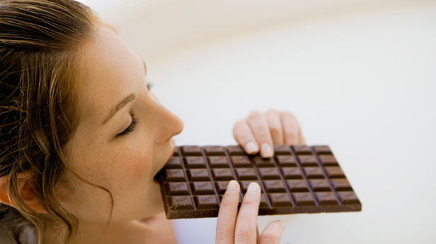 Bol bol çikolata yiyebilirsiniz çünkü...