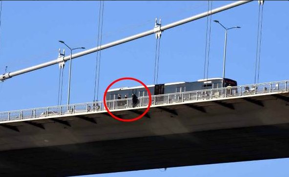 Boğaziçi Köprüsü'nde yine intihar girişimi!
