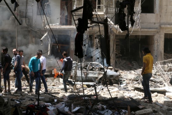 Halep’te yine hastaneyi vurdular!
