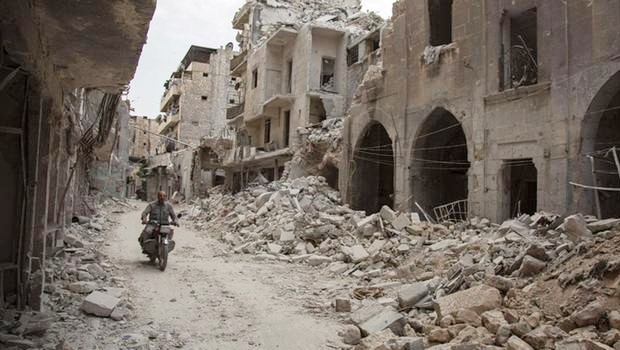 Rusya ve ABD anlaştı! Halep'te ateşkes başladı