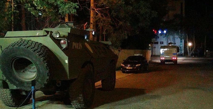 Bitlis'te karakola taciz ateşi: 1 asker yaralı