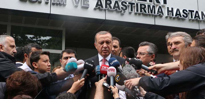 Erdoğan: Teröristten her şey beklenir