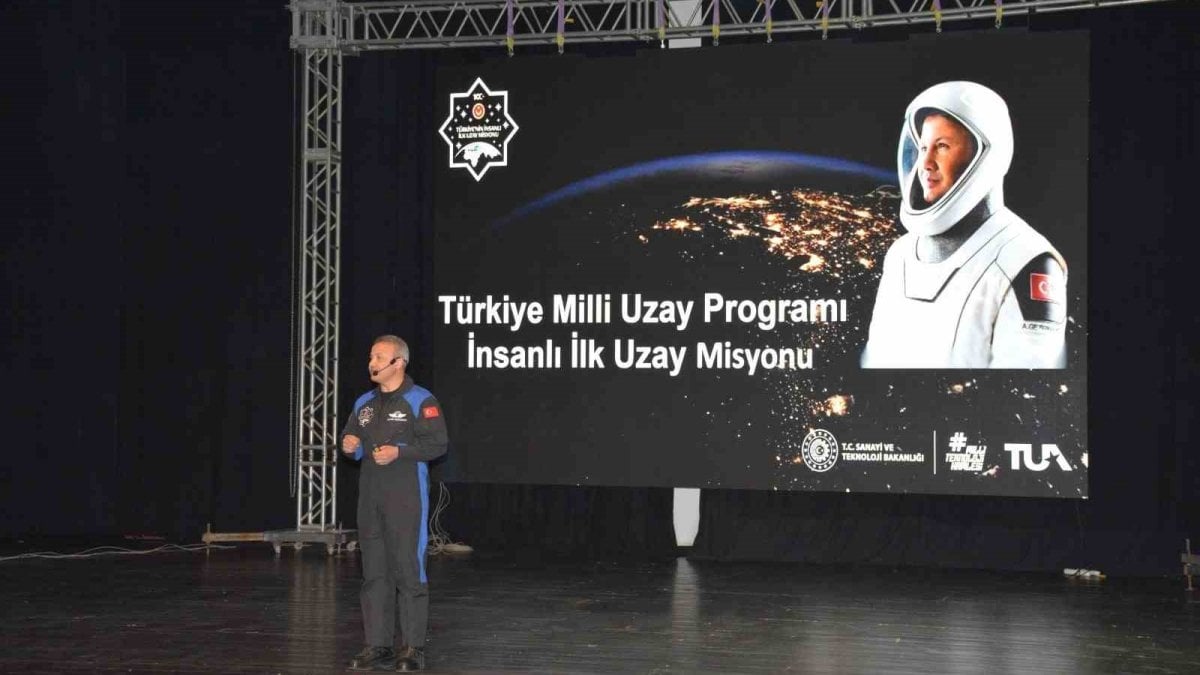 Türkiye'nin İlk Astronotu Alper Gezeravcı'nın Yaşadıkları