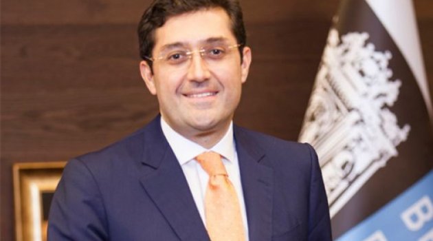 Beşiktaş Belediye Başkanı'na yurtdışı yasağı